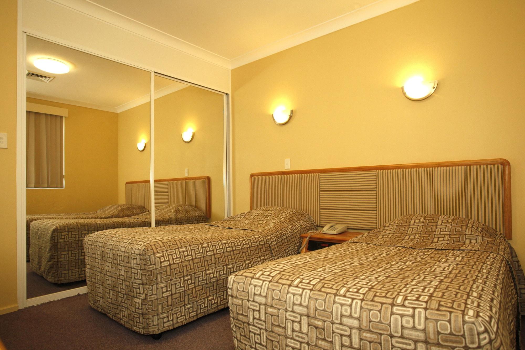 קמפבלטאון Maclin Lodge Motel מראה חיצוני תמונה