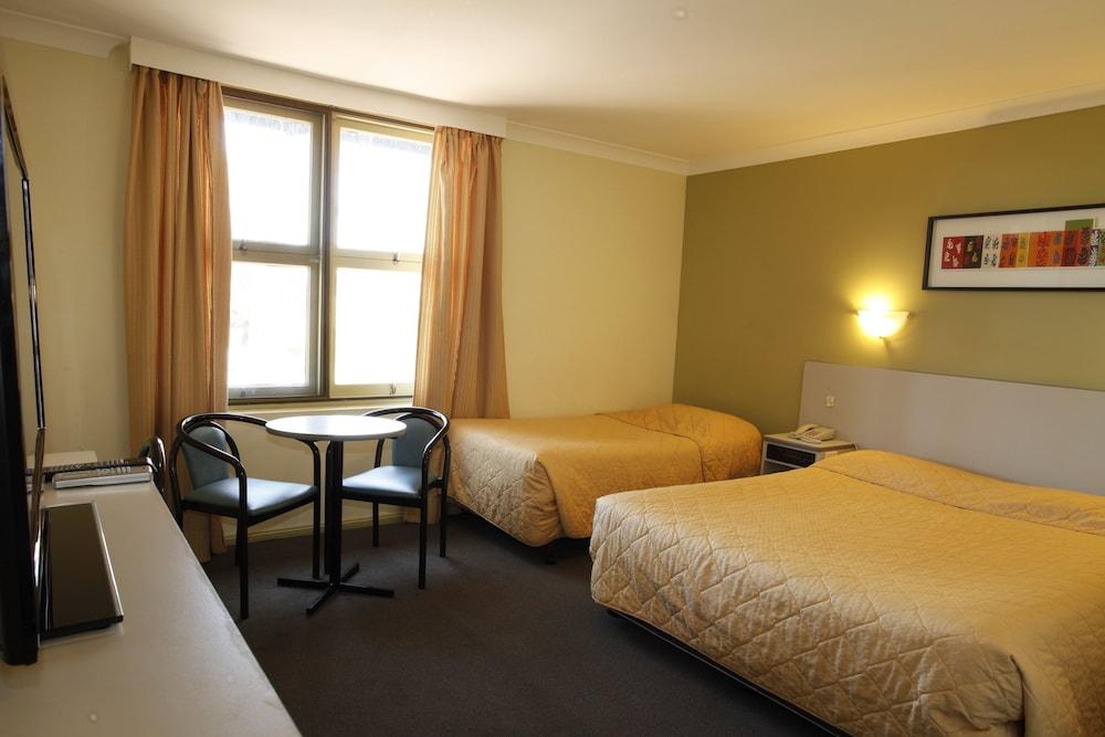 קמפבלטאון Maclin Lodge Motel מראה חיצוני תמונה