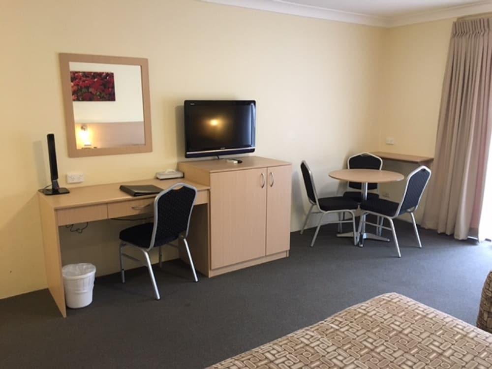 קמפבלטאון Maclin Lodge Motel מראה חיצוני תמונה