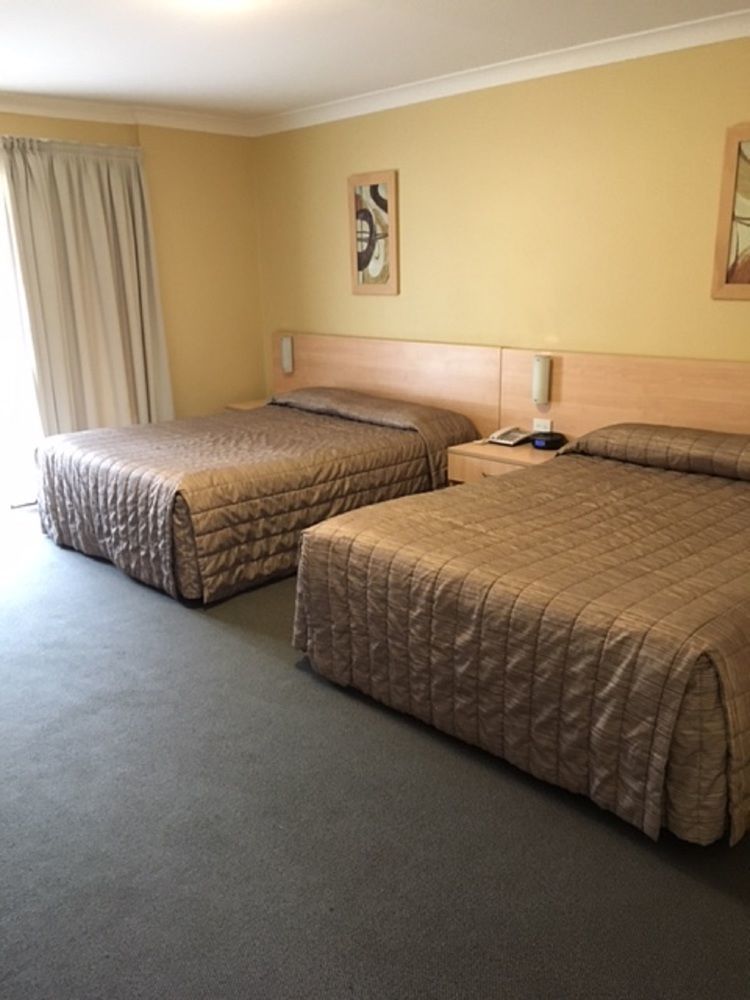 קמפבלטאון Maclin Lodge Motel מראה חיצוני תמונה